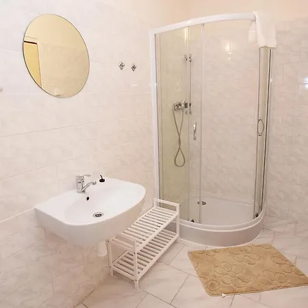 Guest house Klaster 3*