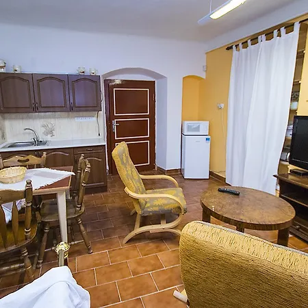 Guest house Klaster 3*